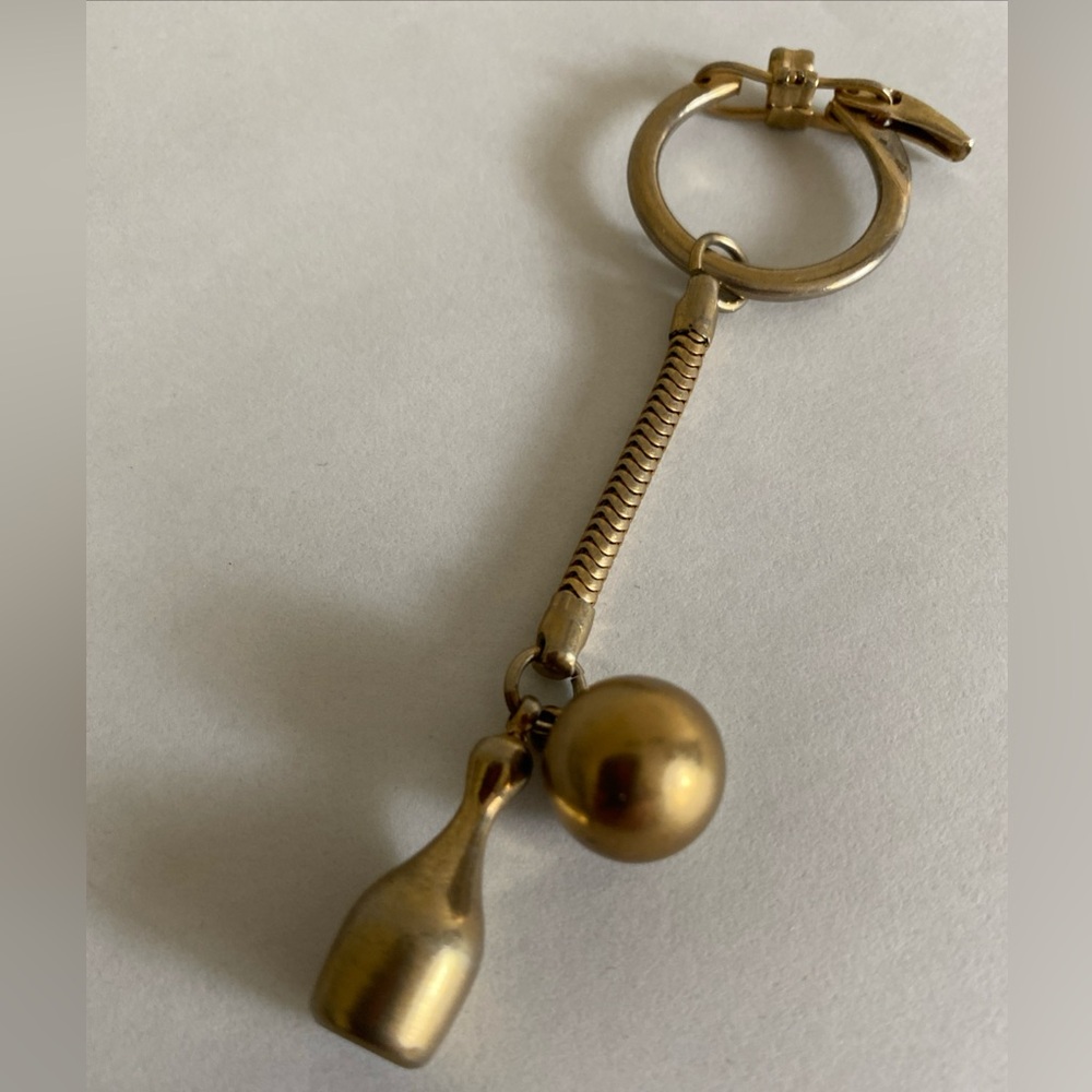 Vintage Gold Tone Bowling Ball & Bowling Pin Collectible Keychain GERMANY 1950’s